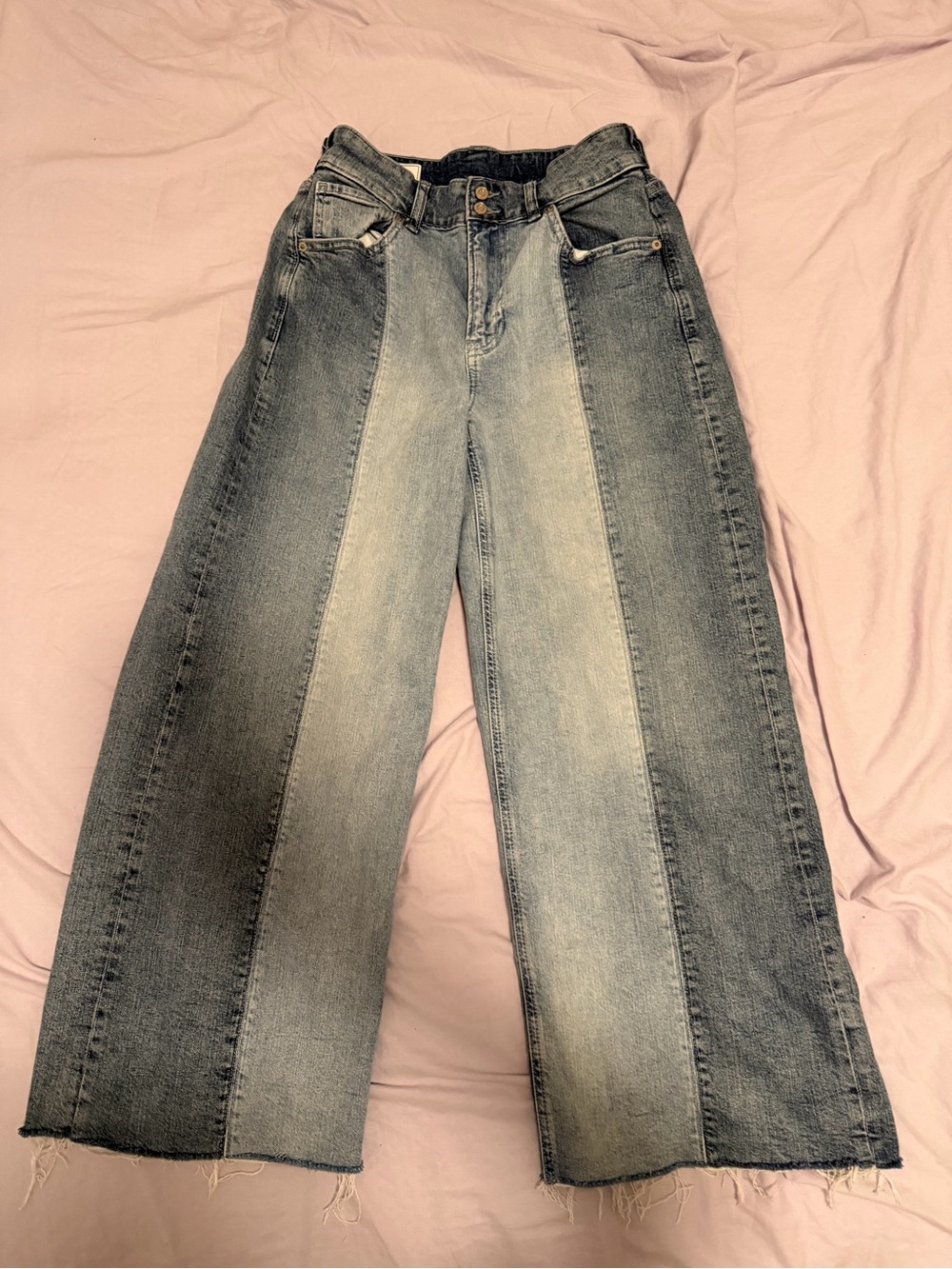 Two-Tone Wide Leg Jeans -